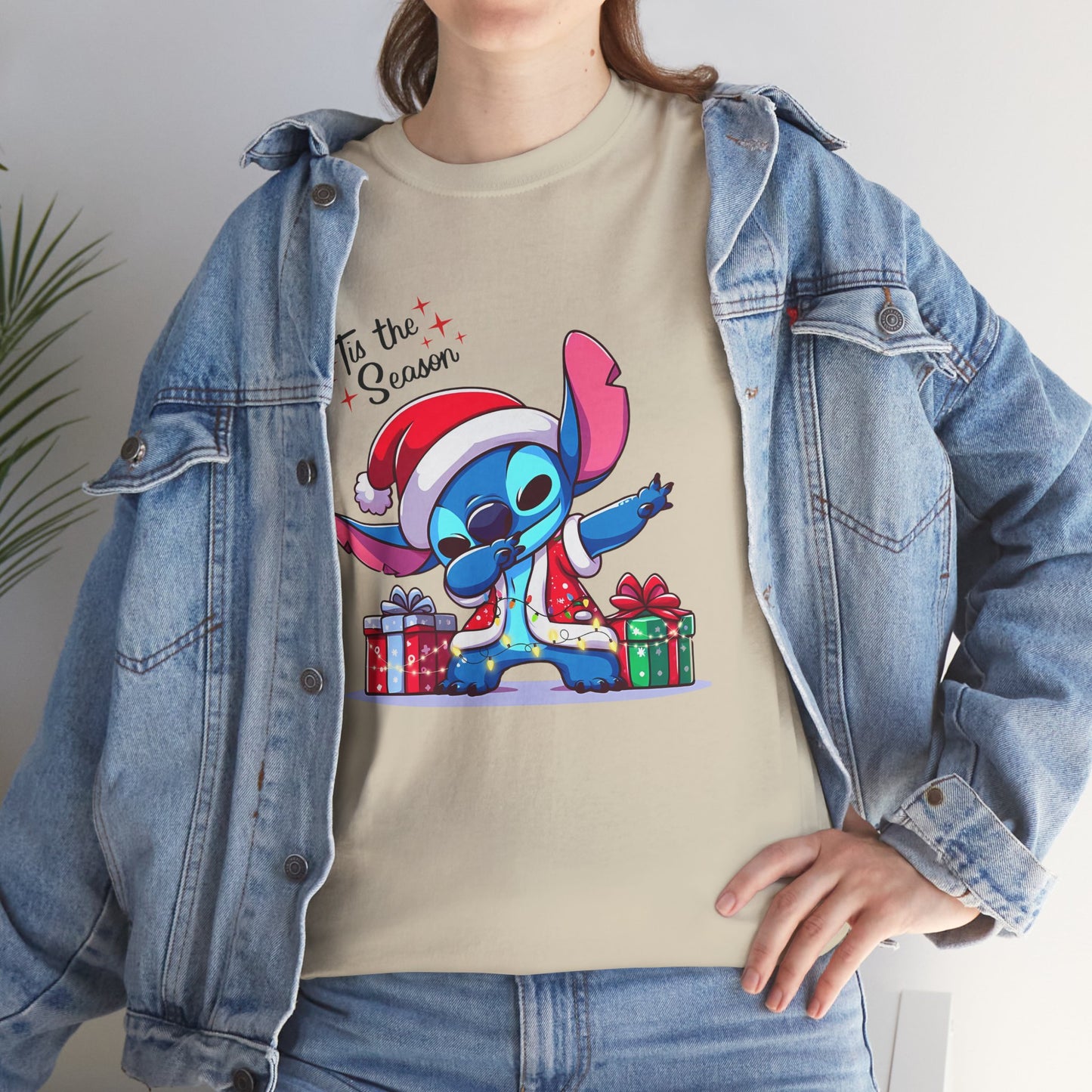 Tis the Season Blue Alien Christmas T-Shirt – Cute Holiday Unisex Heavy Cotton Tee