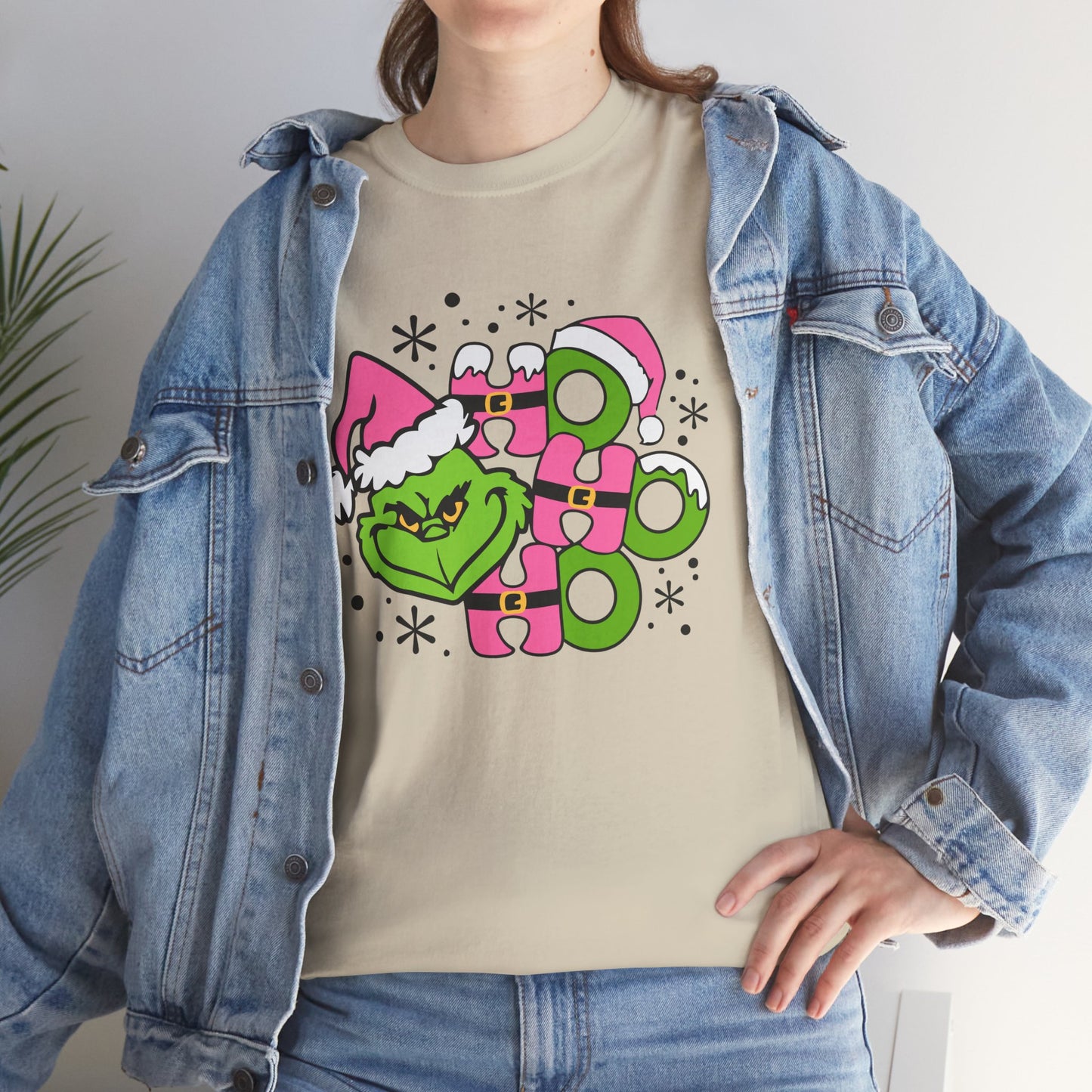 HO HO HO Funny Christmas Grinch-Inspired Holiday Tee – Cute Pink Santa Unisex Heavy Cotton T-Shirt