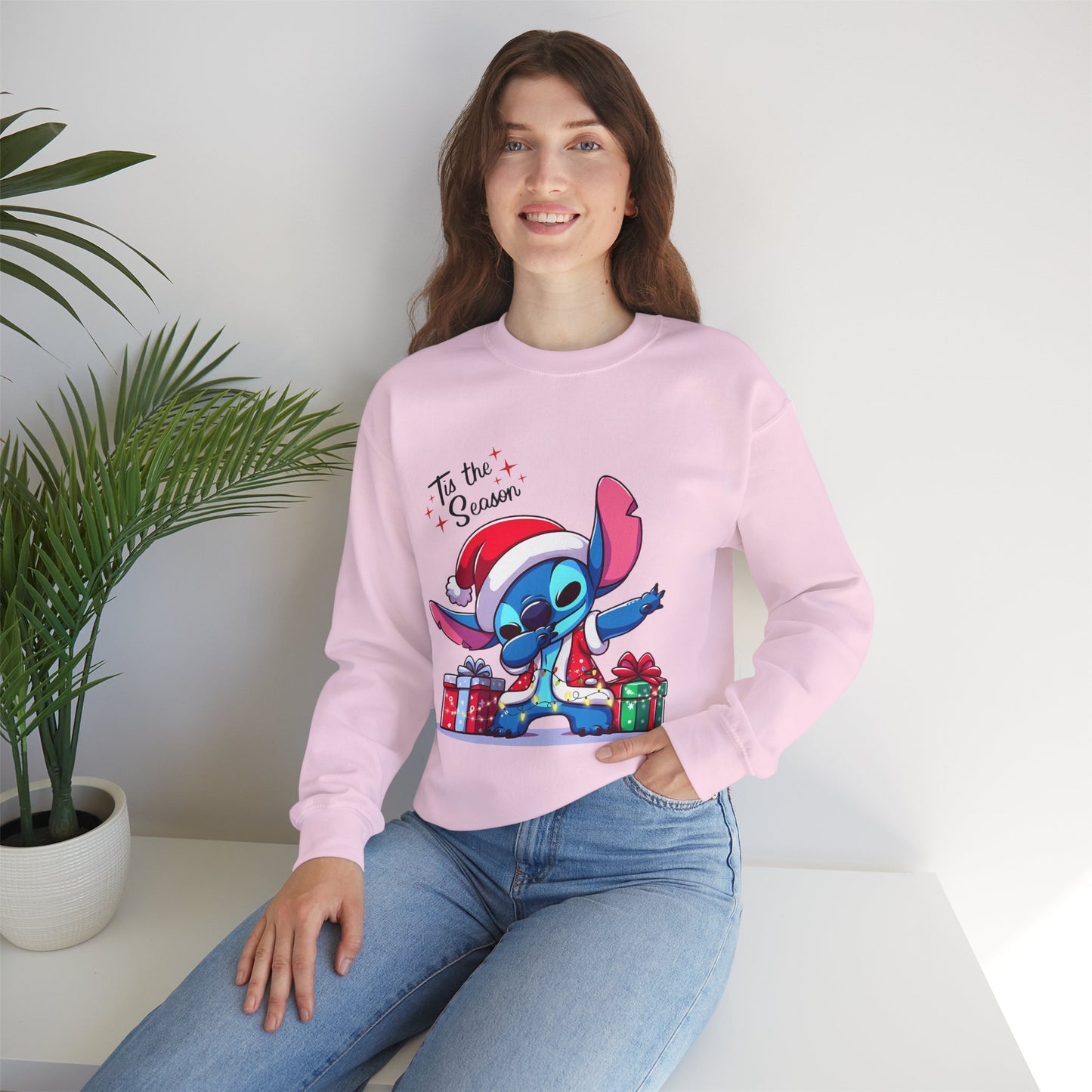 Tis the Season Blue Alien Christmas Unisex Heavy Blend Crewneck Sweatshirt – Cute Holiday Sweater