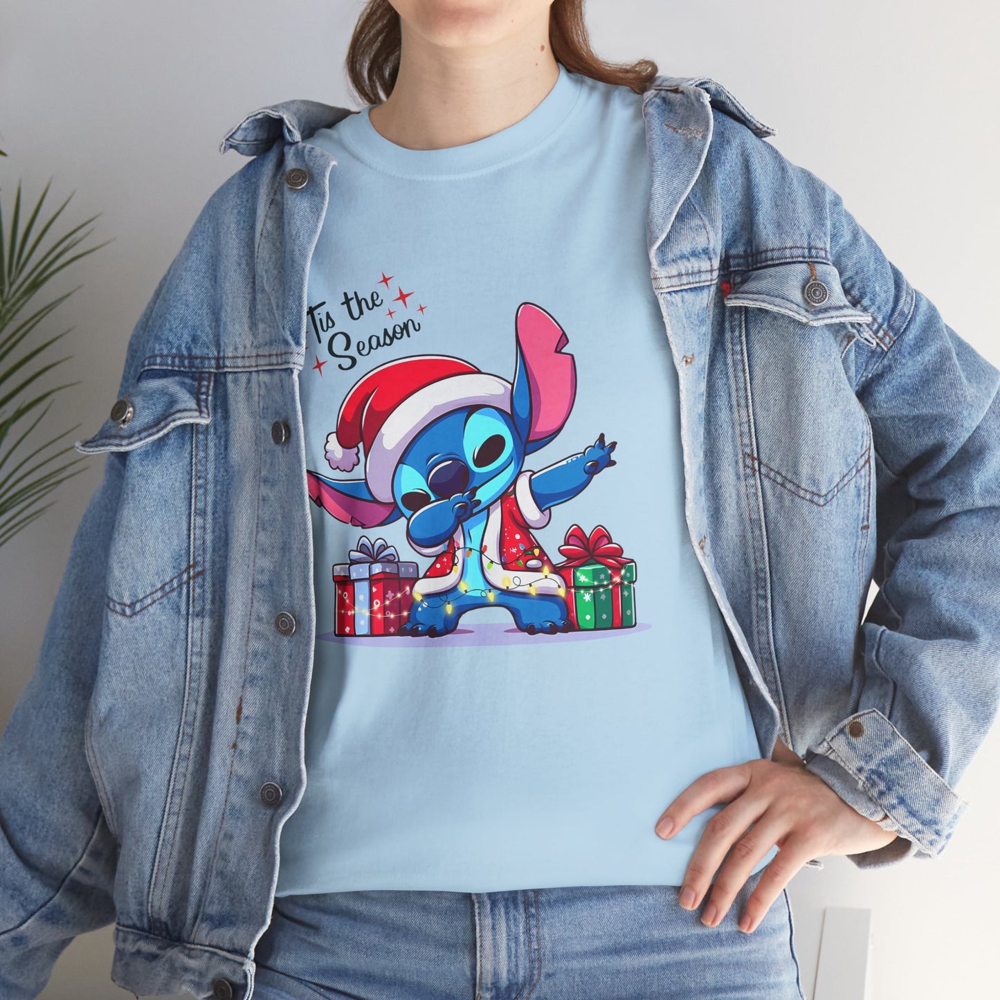 Tis the Season Blue Alien Christmas T-Shirt – Cute Holiday Unisex Heavy Cotton Tee