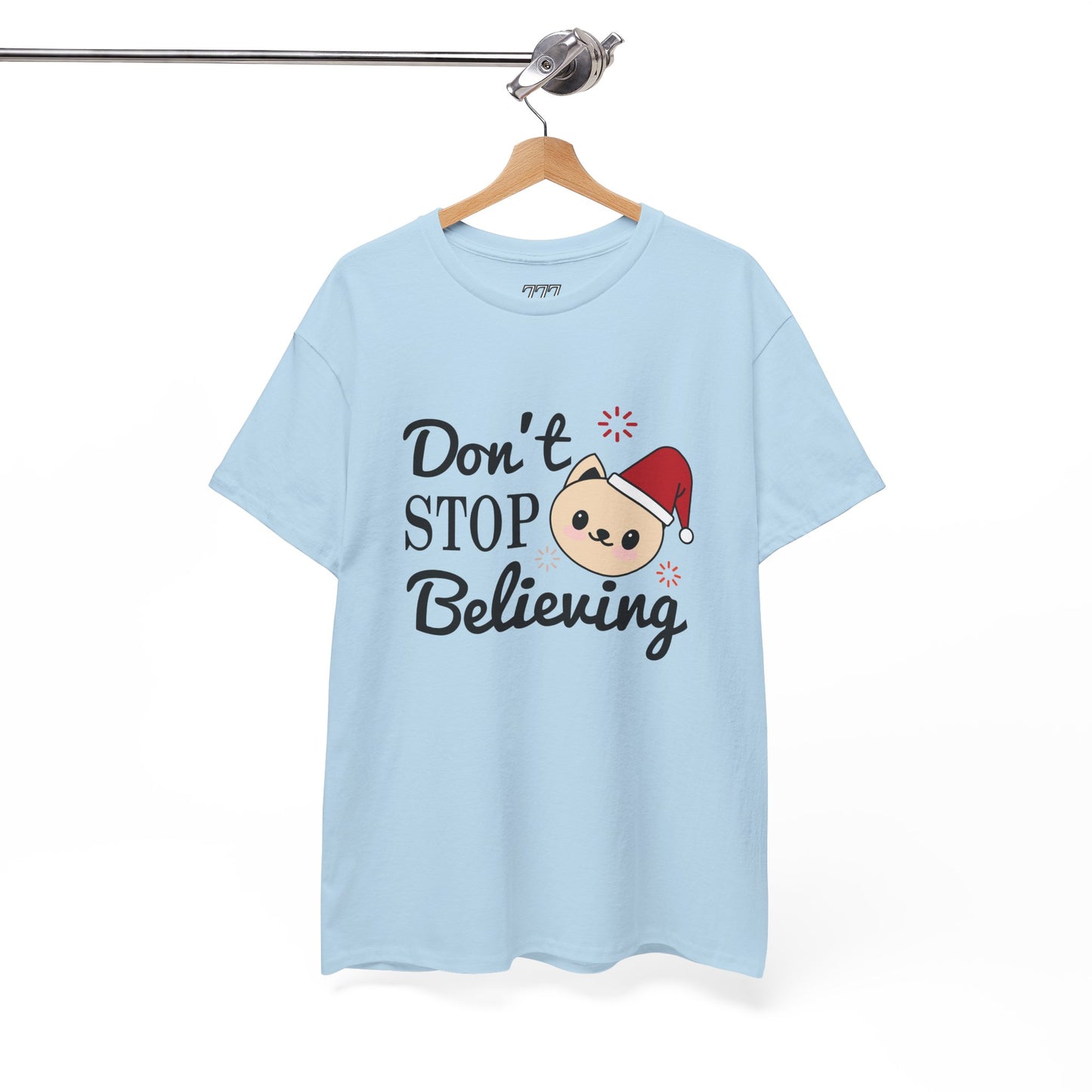 Don’t Stop Believing Christmas T-Shirt – Cute Santa Cat Holiday Tee (Unisex)